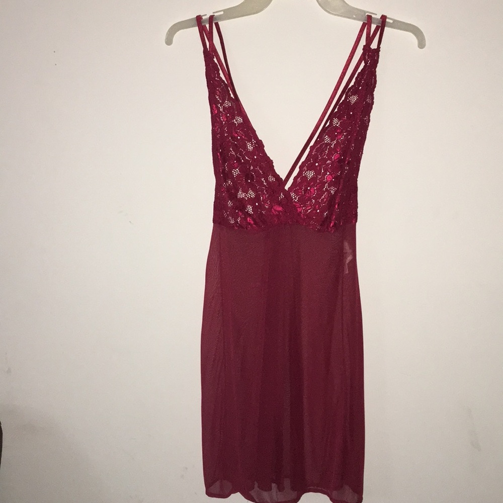 Lingerie very beautiful and soft size small